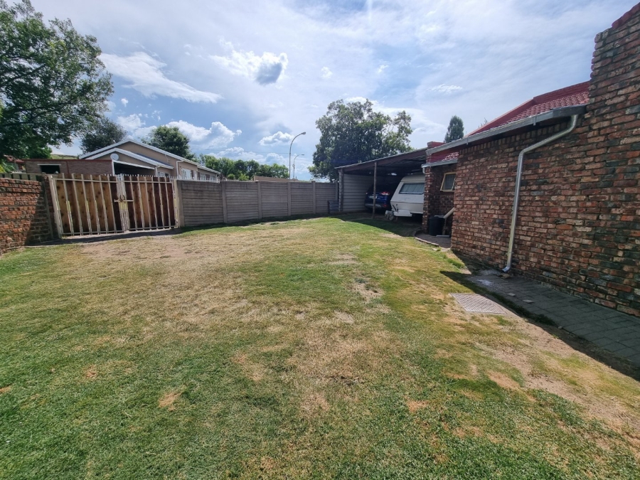 5 Bedroom Property for Sale in Morelig Free State